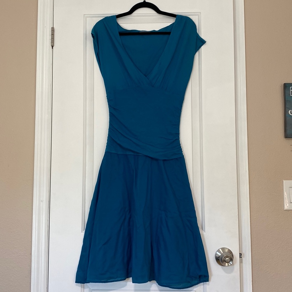 Velvet by Graham & Spencer blue short sleeve dress size Small